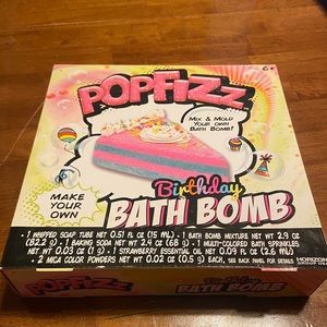 Pop Fizz Birthday Cake Bath Bomb Making Kit